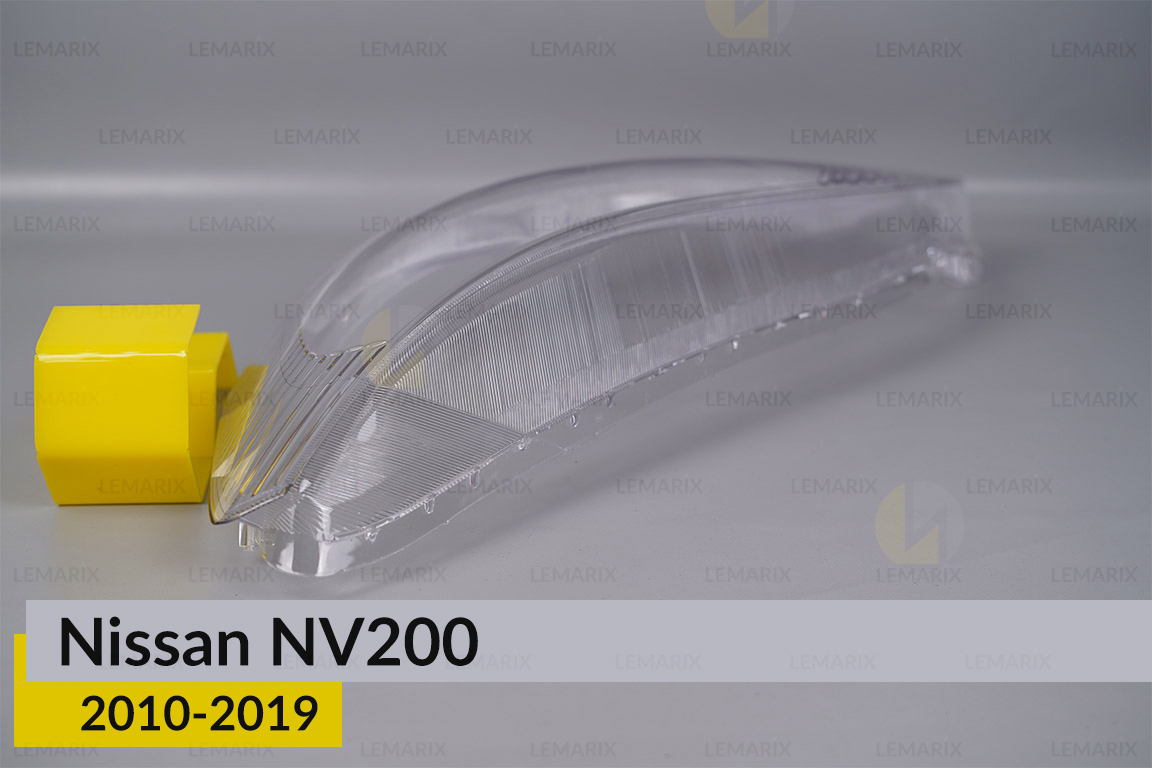 Скло фари Nissan NV200 (2010-2019) ліве