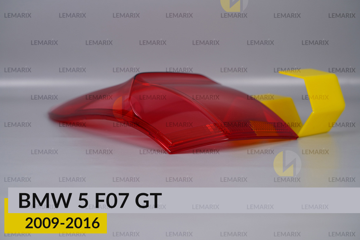 Скло заднього ліхтаря зовнішнє в крилі BMW 5 F07 GT (2009-2016) рест праве