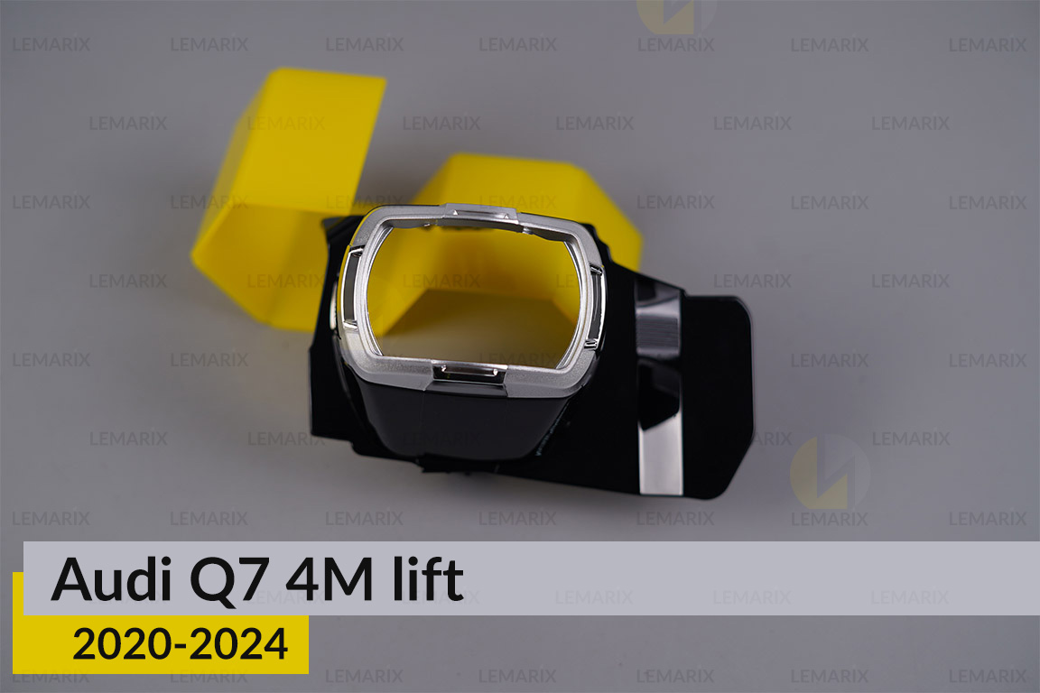 Хромована декоративна маска лінзи Audi Q7 4M (2020-2024) рест права