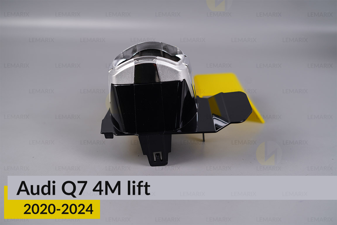 Хромована декоративна маска лінзи Audi Q7 4M (2020-2024) рест права