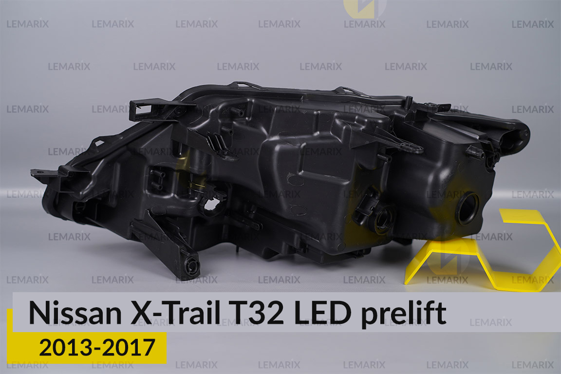 Корпус фари Nissan X-Trail T32 LED (2013-2017) дорест правий