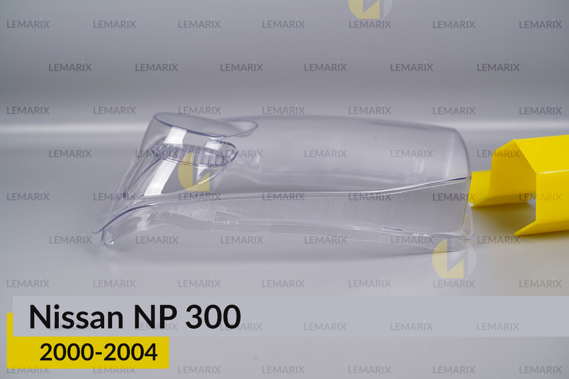 Скло фари Nissan NP 300 (2000-2004) ліве