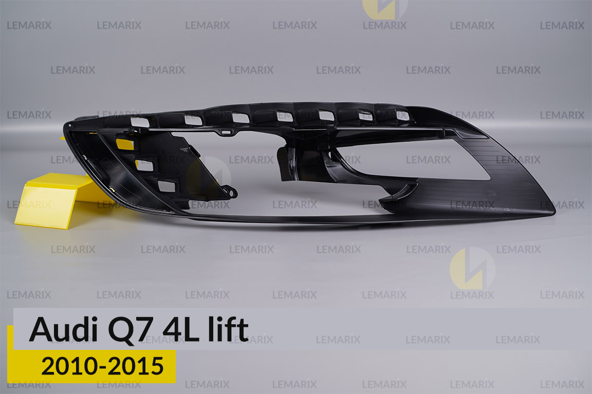Декоративна маска Audi Q7 4L (2010-2015) рест права