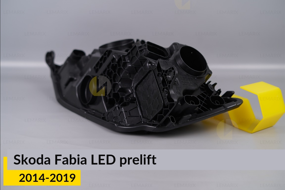 Корпус фари Skoda Fabia LED (2014-2019) дорест правий