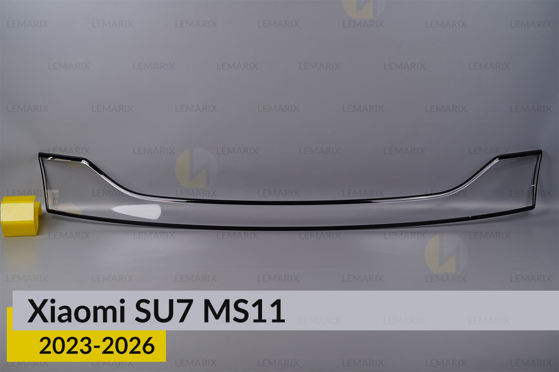 Скло заднього ліхтаря внутрішнє в кришці багажника Xiaomi SU7 MS11 (2023-2026) центральне