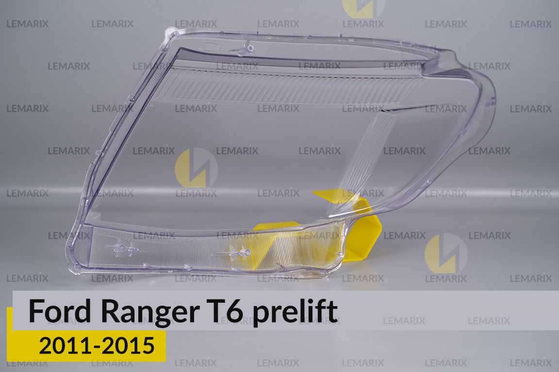 Скло фари Ford Ranger T6 (2011-2015) дорест праве