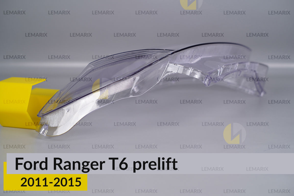 Скло фари Ford Ranger T6 (2011-2015) дорест праве