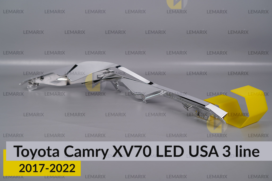 Хромована декоративна маска Toyota Camry XV70 LED USA (2017-2022) 3 полоски ліва