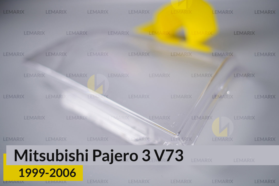 Скло фари Mitsubishi Pajero 3 V73 (1999-2006) праве