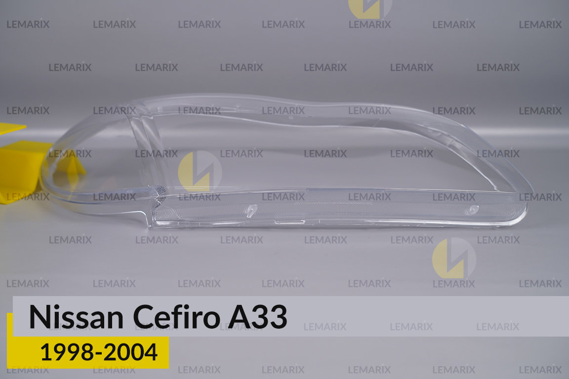 Скло фари Nissan Cefiro A33 (1998-2004) праве