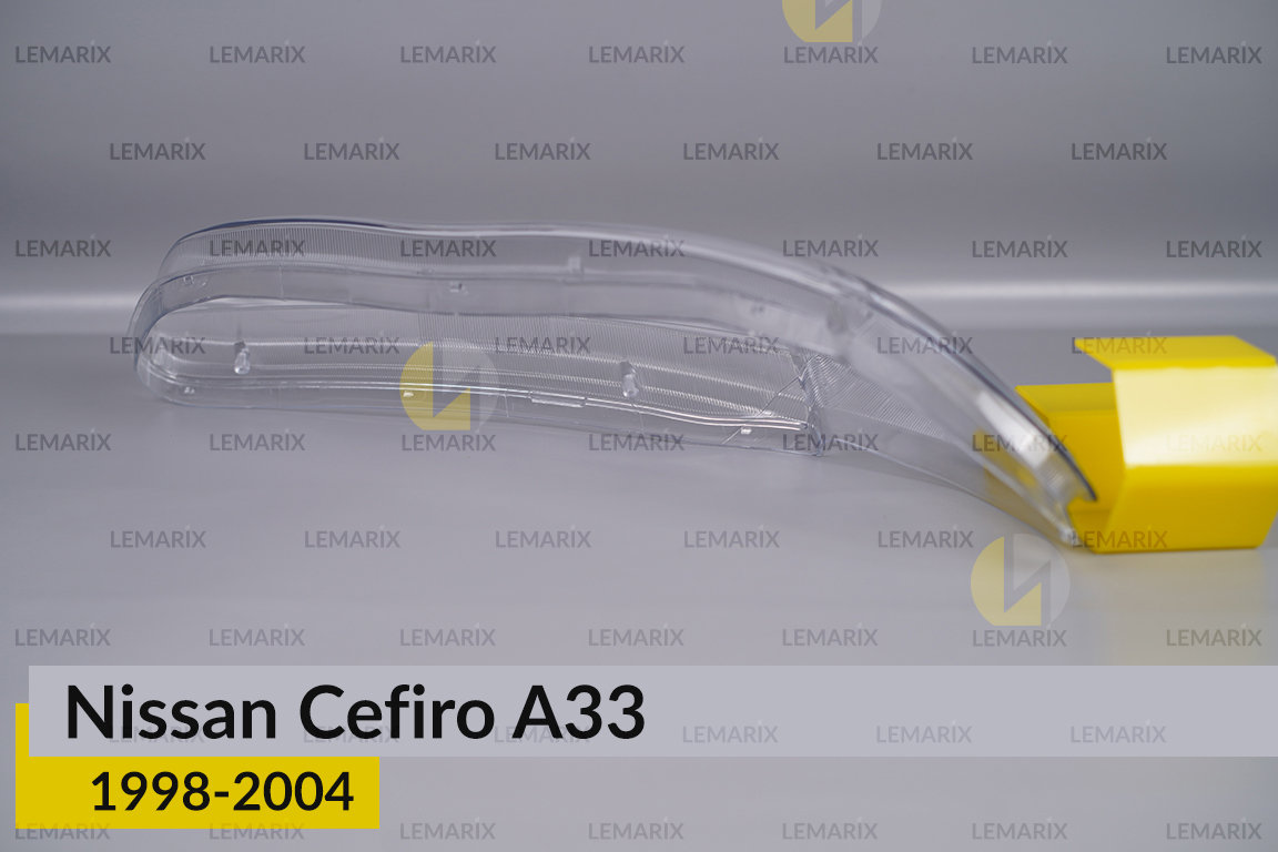 Скло фари Nissan Cefiro A33 (1998-2004) праве