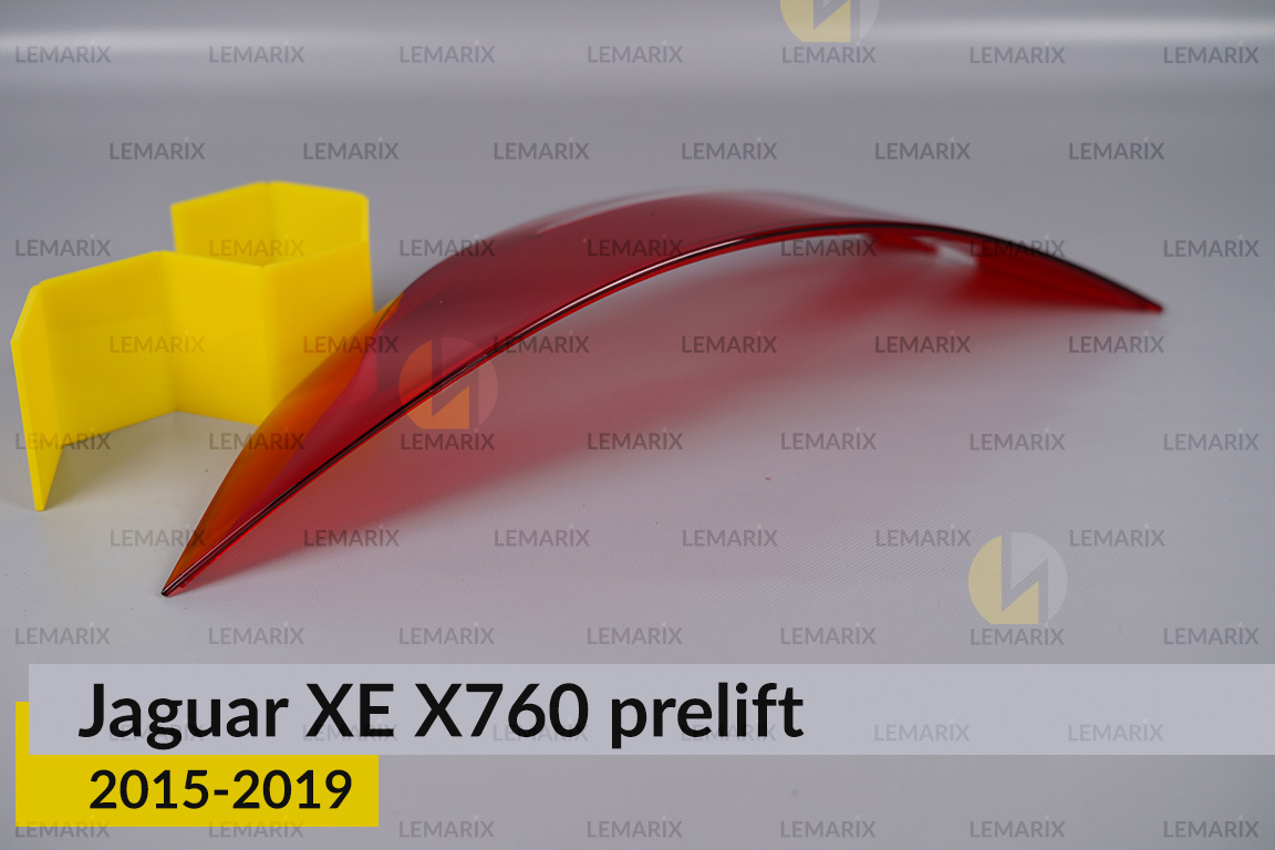 Скло заднього ліхтаря зовнішнє в крилі Jaguar XE X760 (2015-2019) дорест ліве