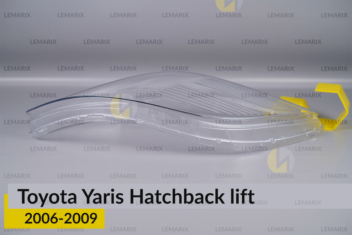 Скло фари Toyota Yaris Hatchback (2006-2009) рест праве
