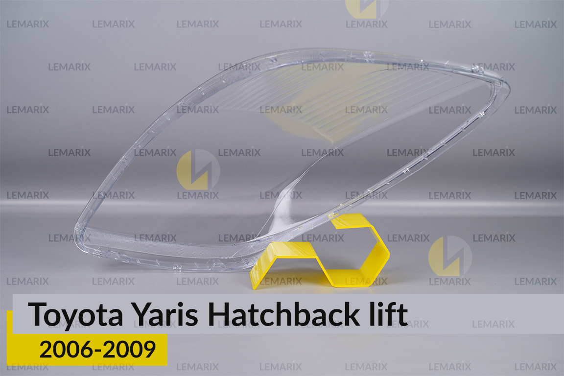 Скло фари Toyota Yaris Hatchback (2006-2009) рест праве
