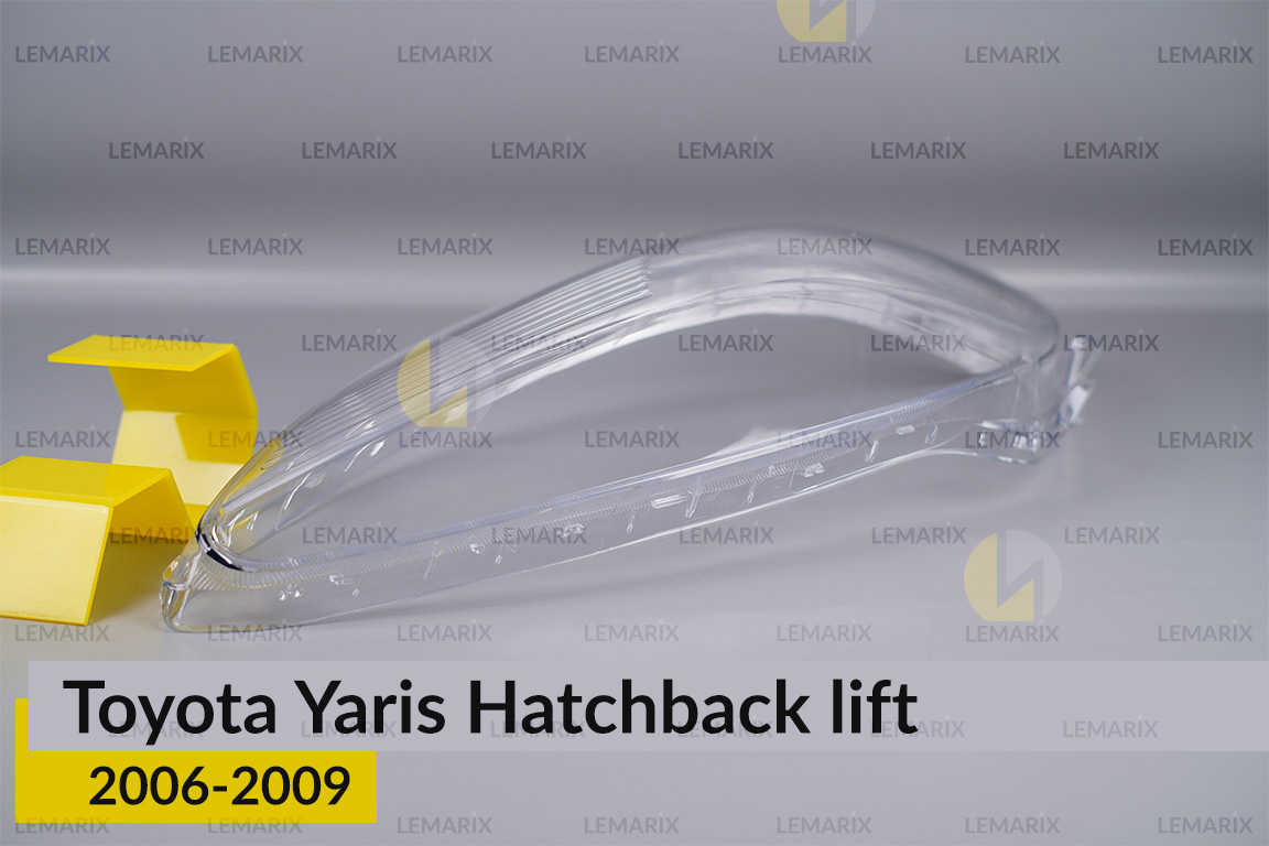 Скло фари Toyota Yaris Hatchback (2006-2009) рест праве