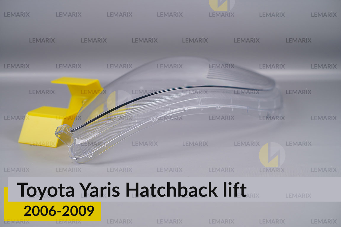 Скло фари Toyota Yaris Hatchback (2006-2009) рест праве