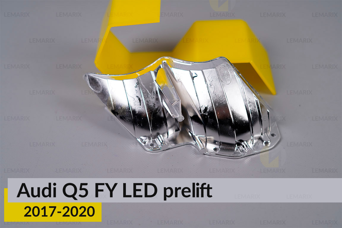 Хромована маска рефлектора Audi Q5 FY LED (2017-2020) дорест права