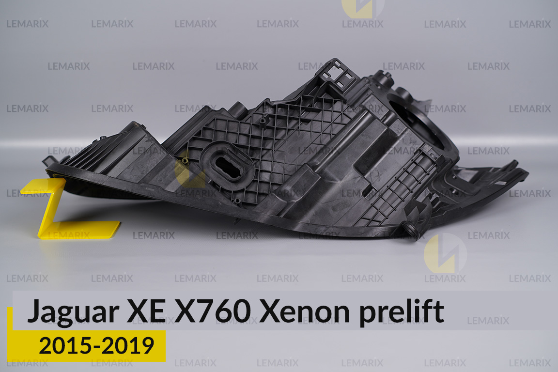 Корпус фари Jaguar XE X760 Xenon (2015-2019) дорест правий