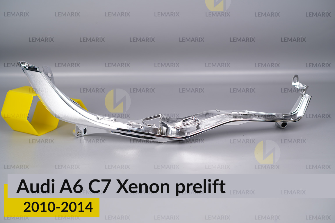 Хромована нижня маска під світловод Audi A6 C7 Xenon (2010-2014) дорест права