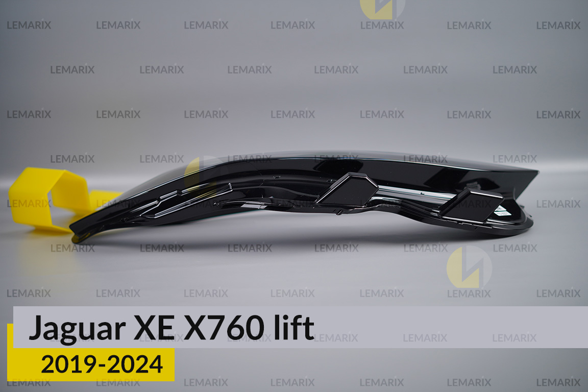 Скло фари Jaguar XE X760 (2019-2024) рест праве