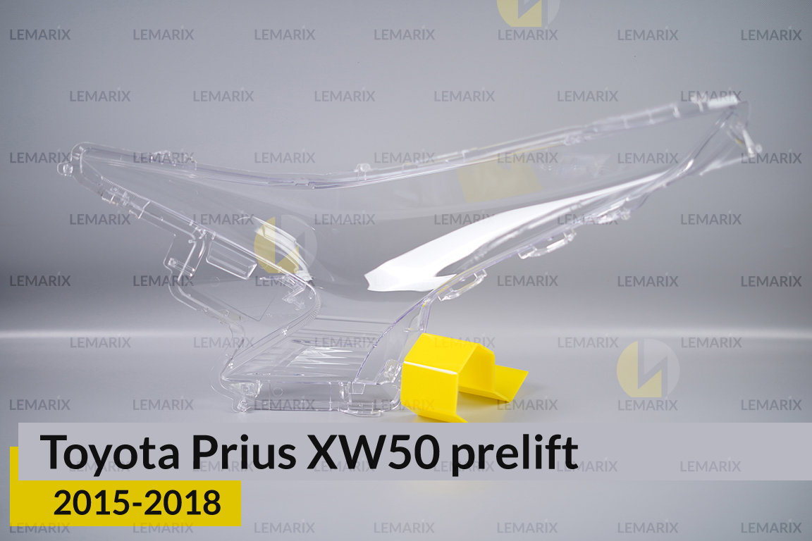 Скло фари Toyota Prius XW50 (2015-2018) дорест праве