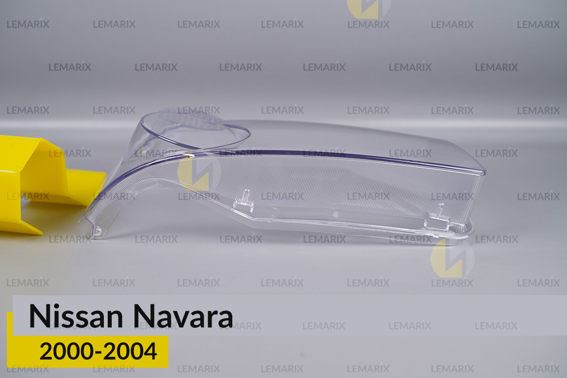 Скло фари Nissan Navara (2000-2004) праве