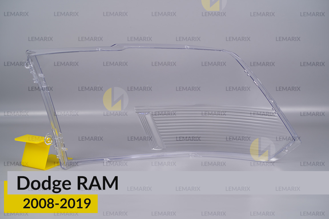 Скло фари Dodge RAM (2008-2019) праве
