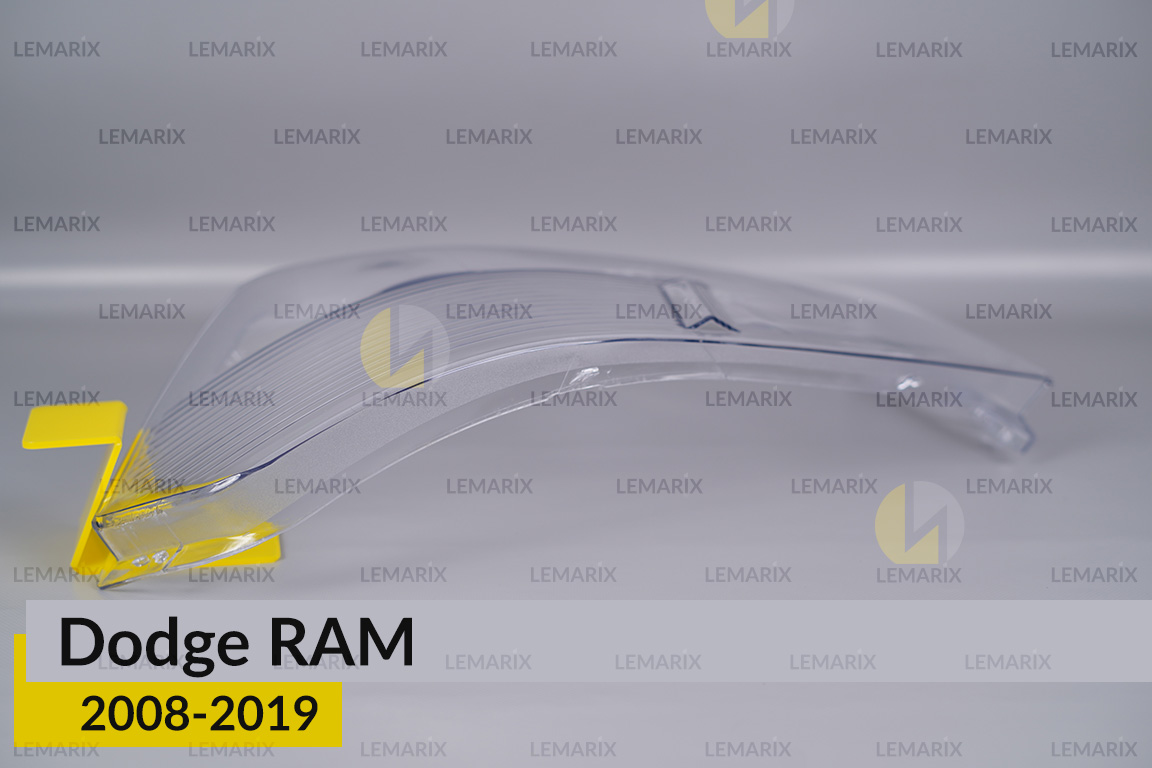 Скло фари Dodge RAM (2008-2019) праве
