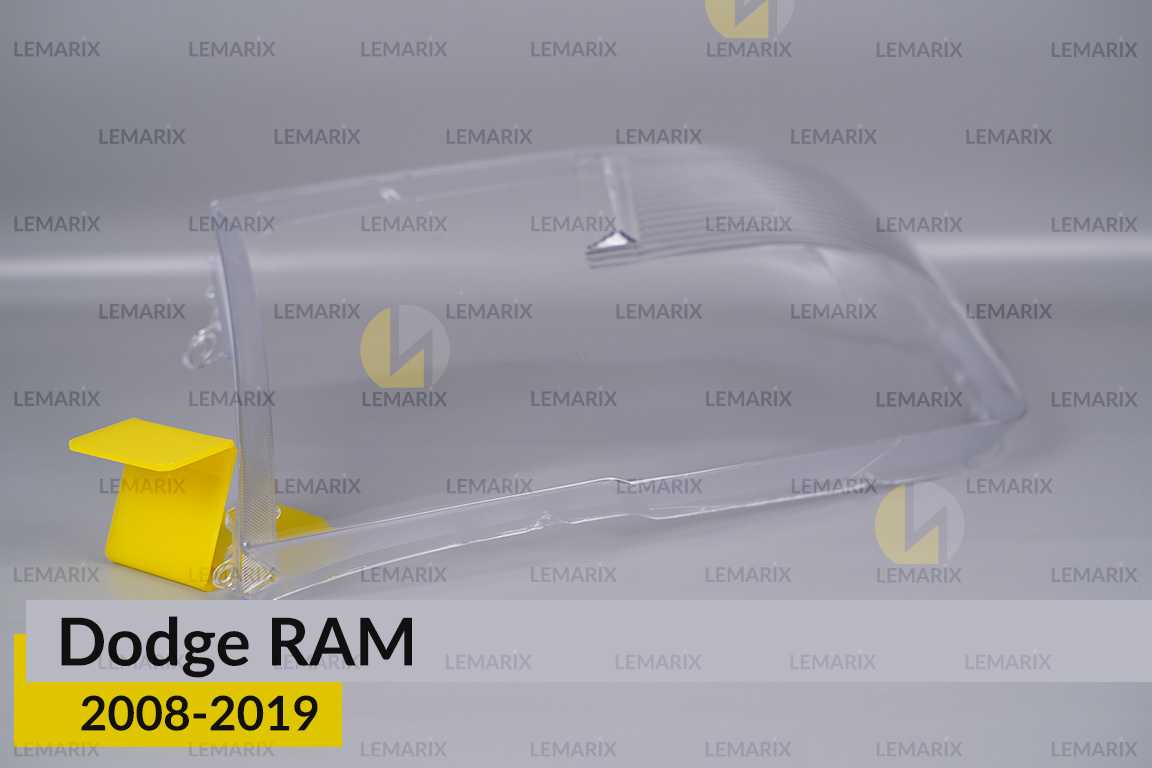 Скло фари Dodge RAM (2008-2019) праве