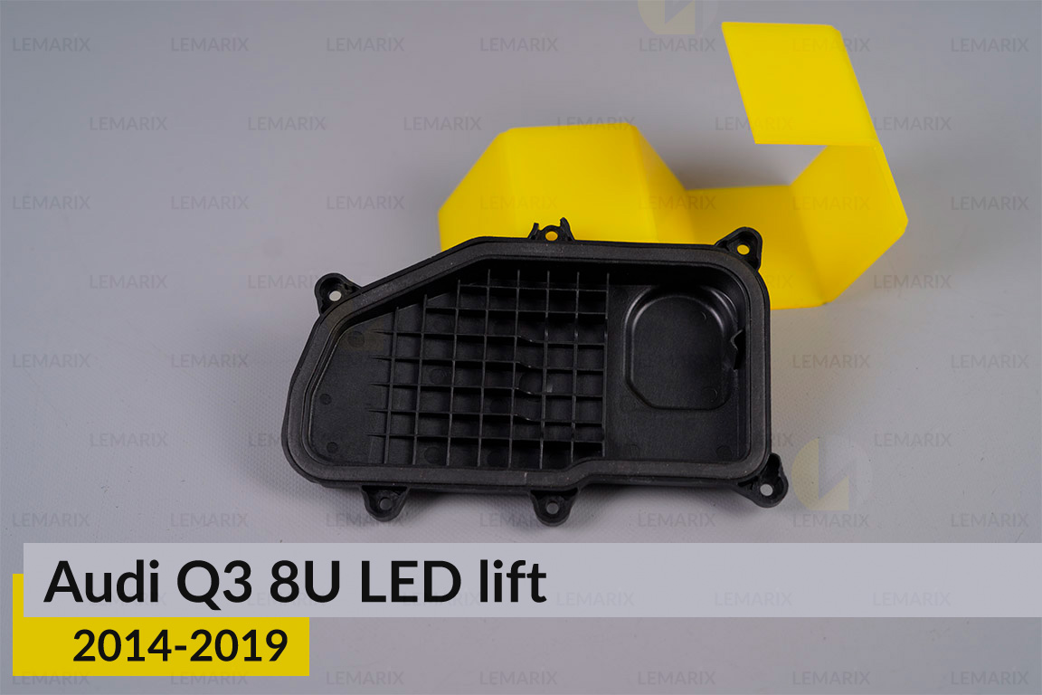 Кришка ковпак заглушка фари Audi Q3 8U China (2014-2019) рест права