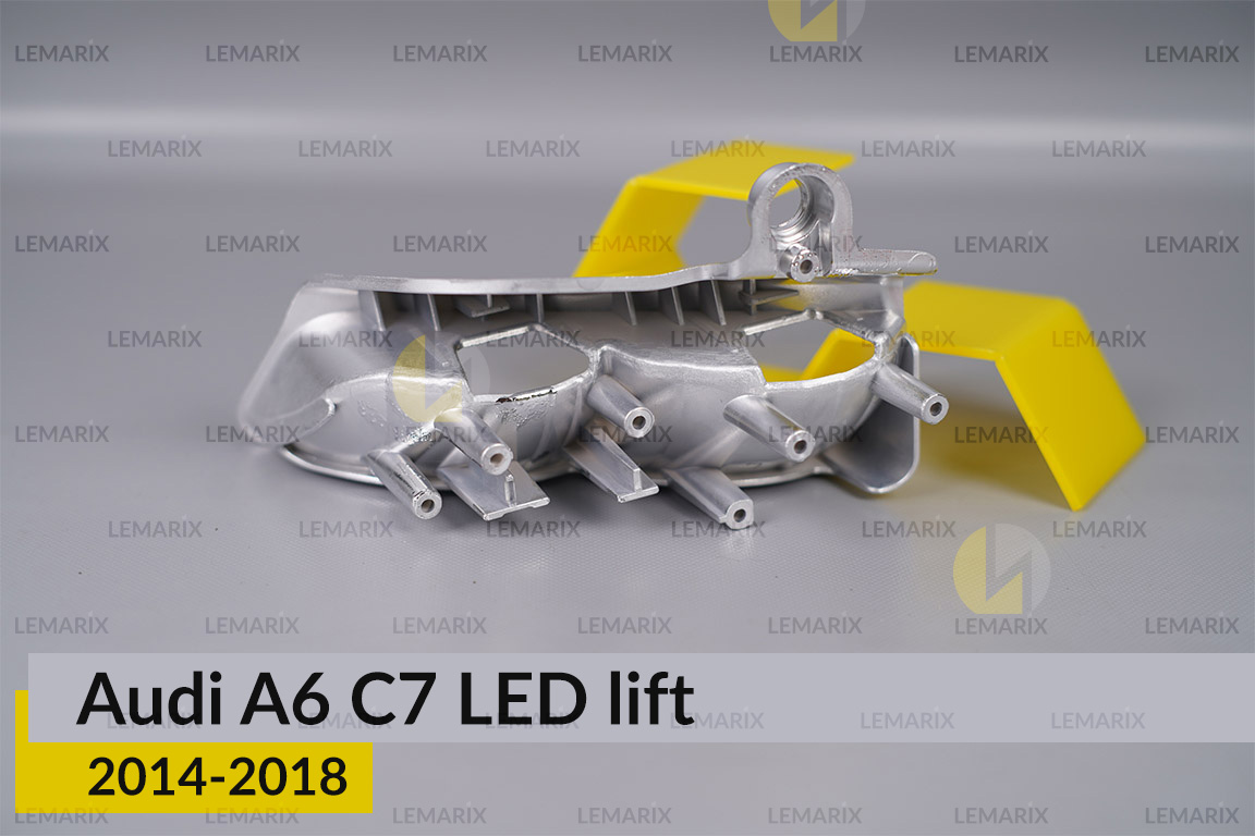 Хромований відбивач Audi A6 C7 LED (2014-2018) рест лівий