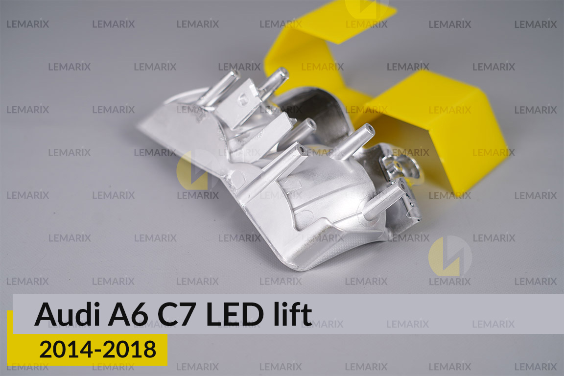 Хромований відбивач Audi A6 C7 LED (2014-2018) рест лівий