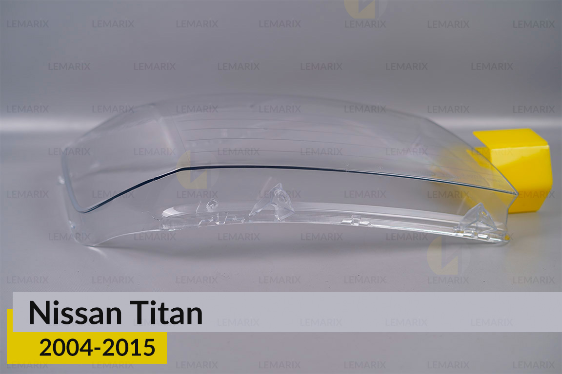 Скло фари Nissan Titan (2004-2015) праве