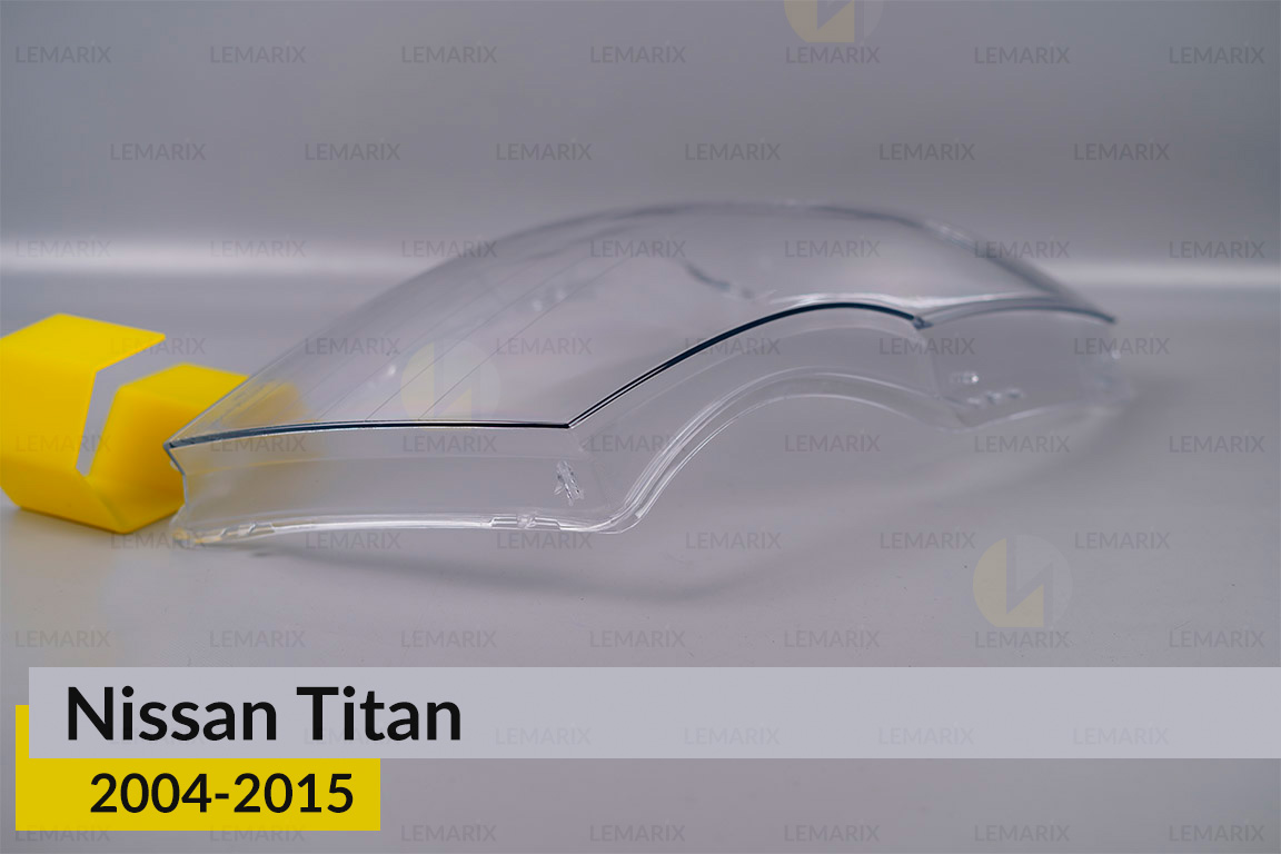 Скло фари Nissan Titan (2004-2015) праве