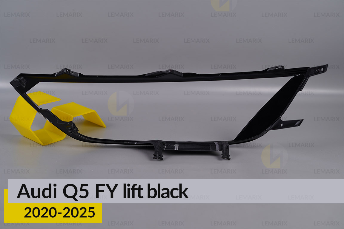 Декоративна маска зовнішня Audi Q5 FY Black (2020-2025) рест права