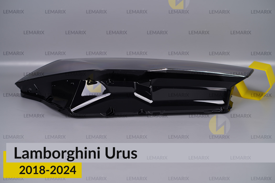 Скло фари Lamborghini Urus (2018-2026) праве