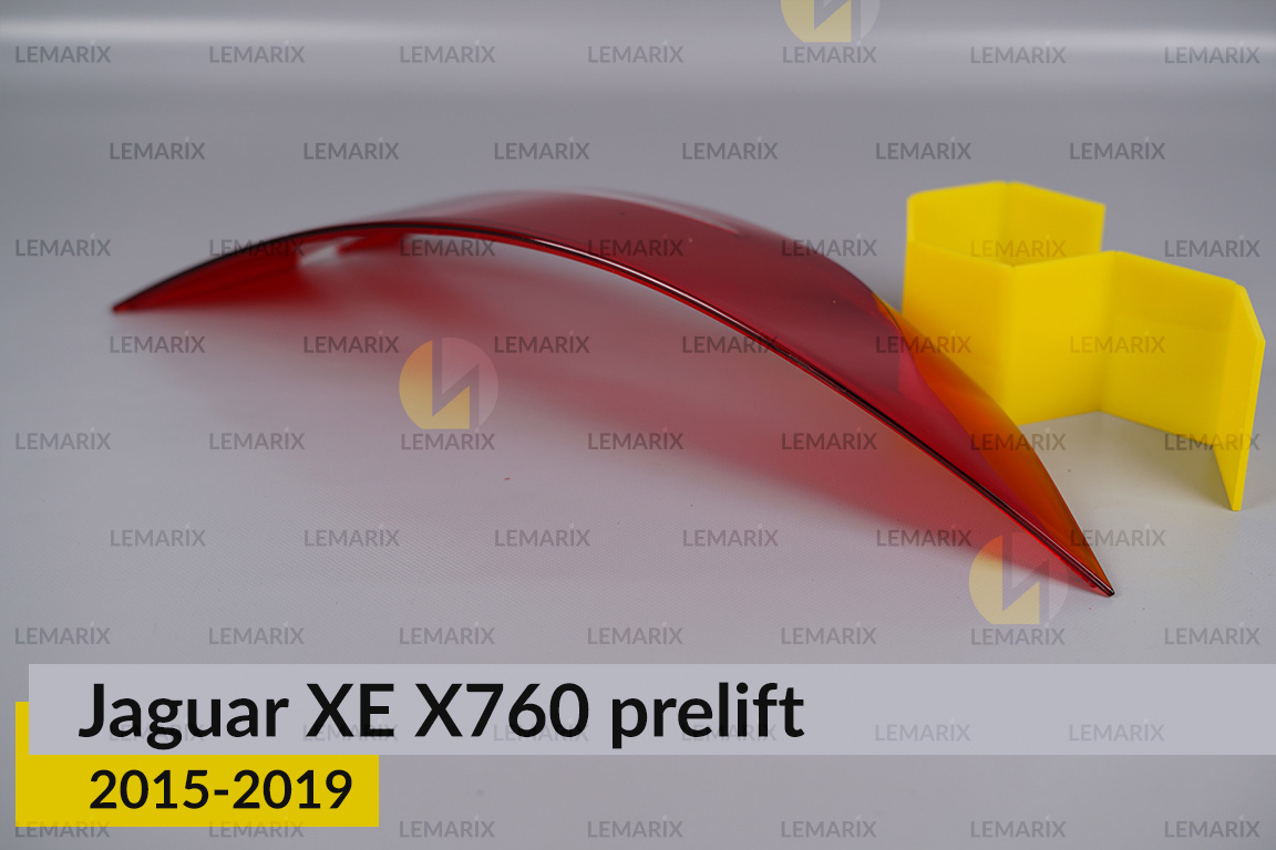 Скло заднього ліхтаря зовнішнє в крилі Jaguar XE X760 (2015-2019) дорест праве