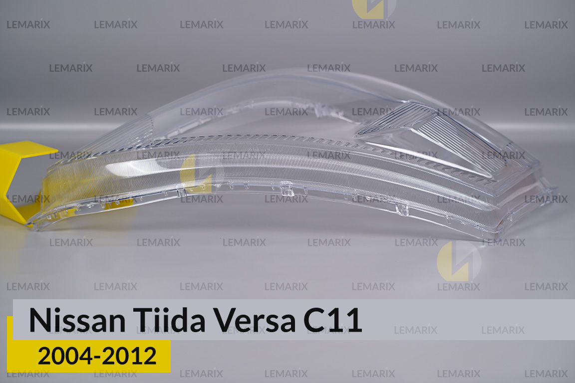 Скло фари Nissan Tiida Versa C11 (2004-2012) праве