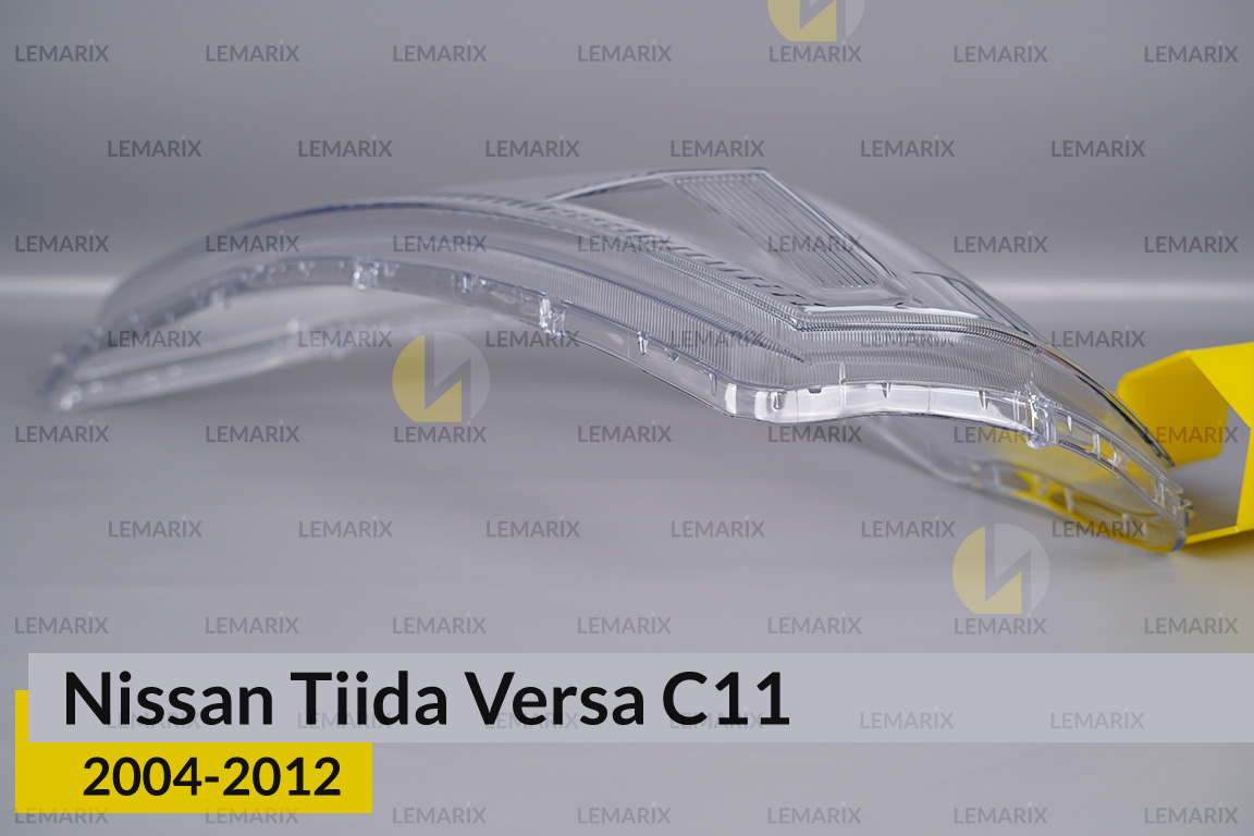 Скло фари Nissan Tiida Versa C11 (2004-2012) праве