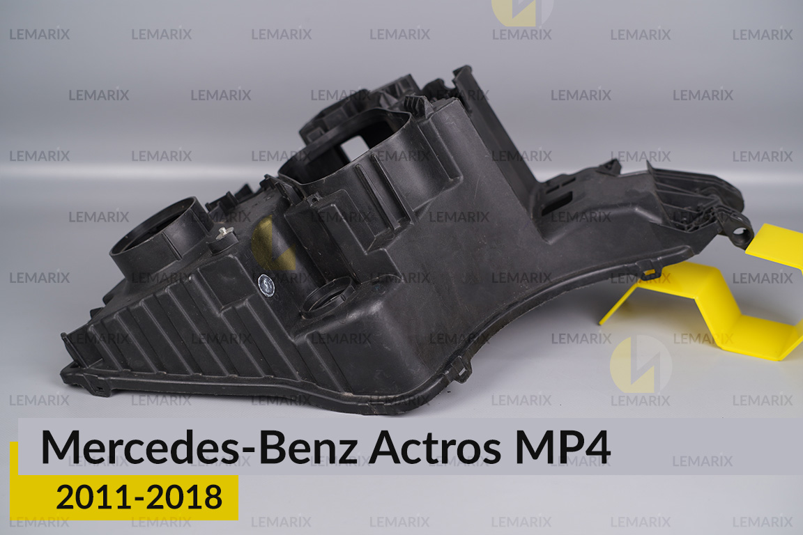 Корпус фари Mercedes-Benz Actros MP4 (2011-2018) правий