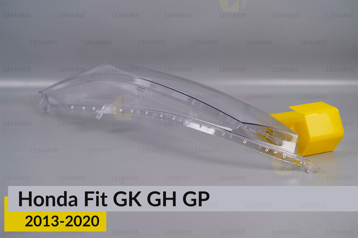 Скло фари Honda Fit GK GH GP (2013-2020) праве