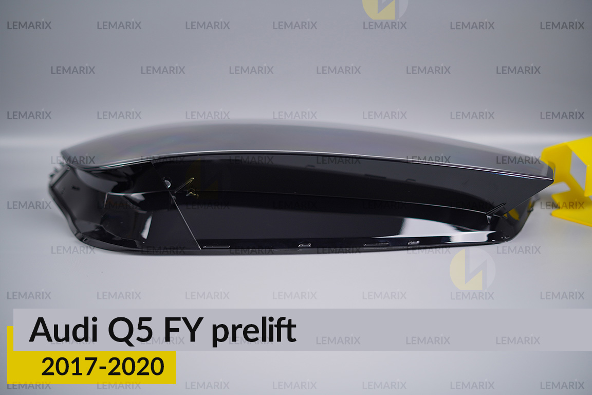 Скло фари Audi Q5 FY (2017-2020) дорест праве