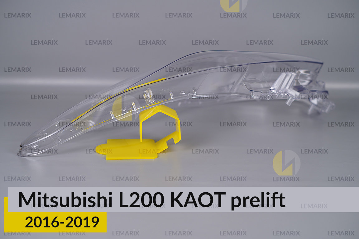 Скло фари Mitsubishi L200 KAOT (2016-2019) дорест праве
