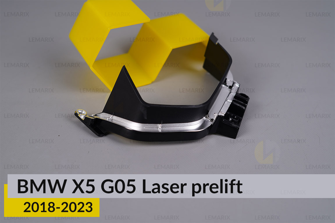 Декоративна маска під світловод лінзи мала BMW X5 G05 Laser (2018-2023) дорест права