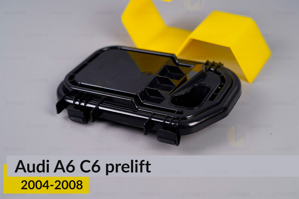 Кришка ковпак заглушка фари Audi A6 C6 (2004-2008) дорест права