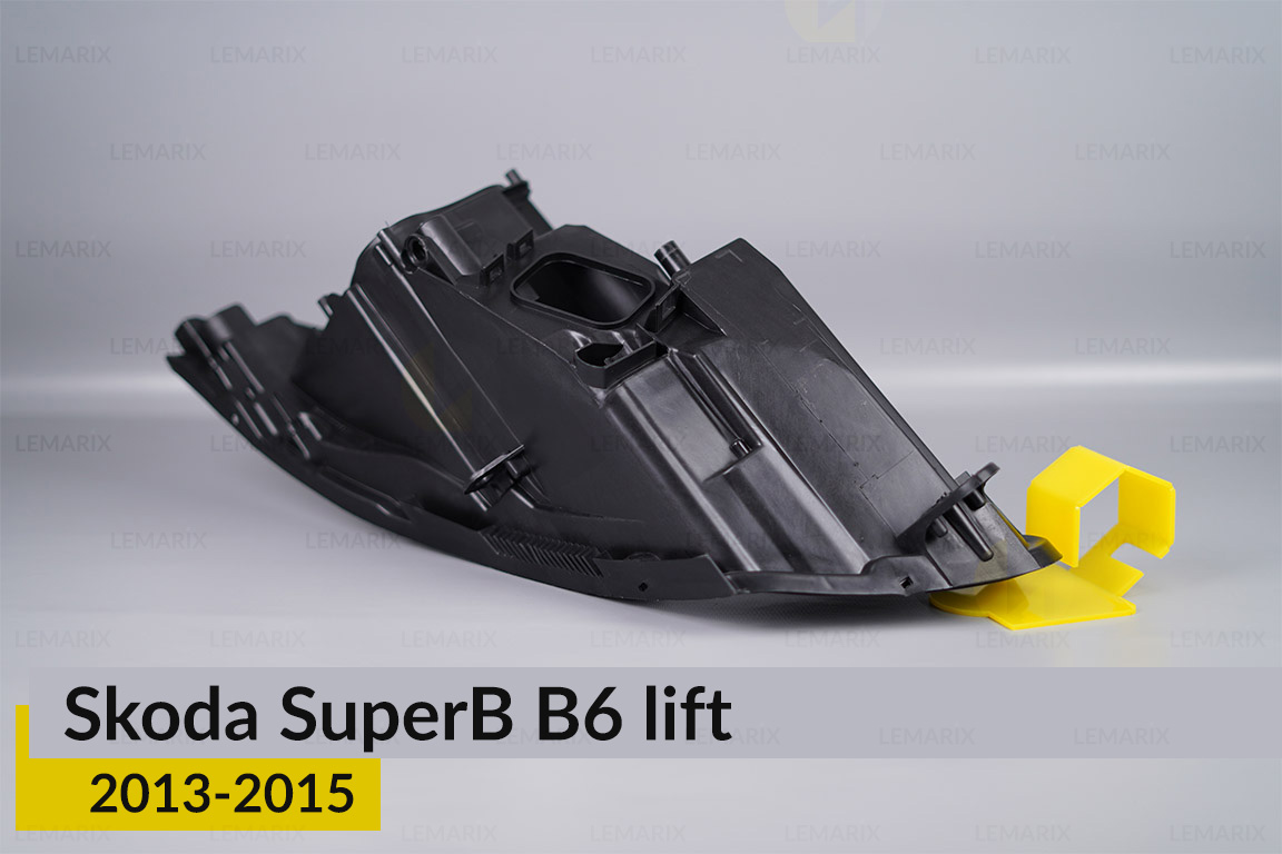 Корпус фари Skoda SuperB B6 (2013-2015) рест правий