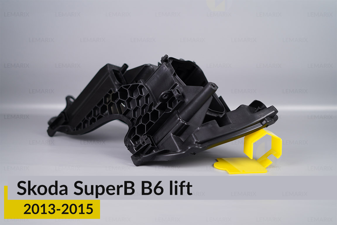 Корпус фари Skoda SuperB B6 (2013-2015) рест правий