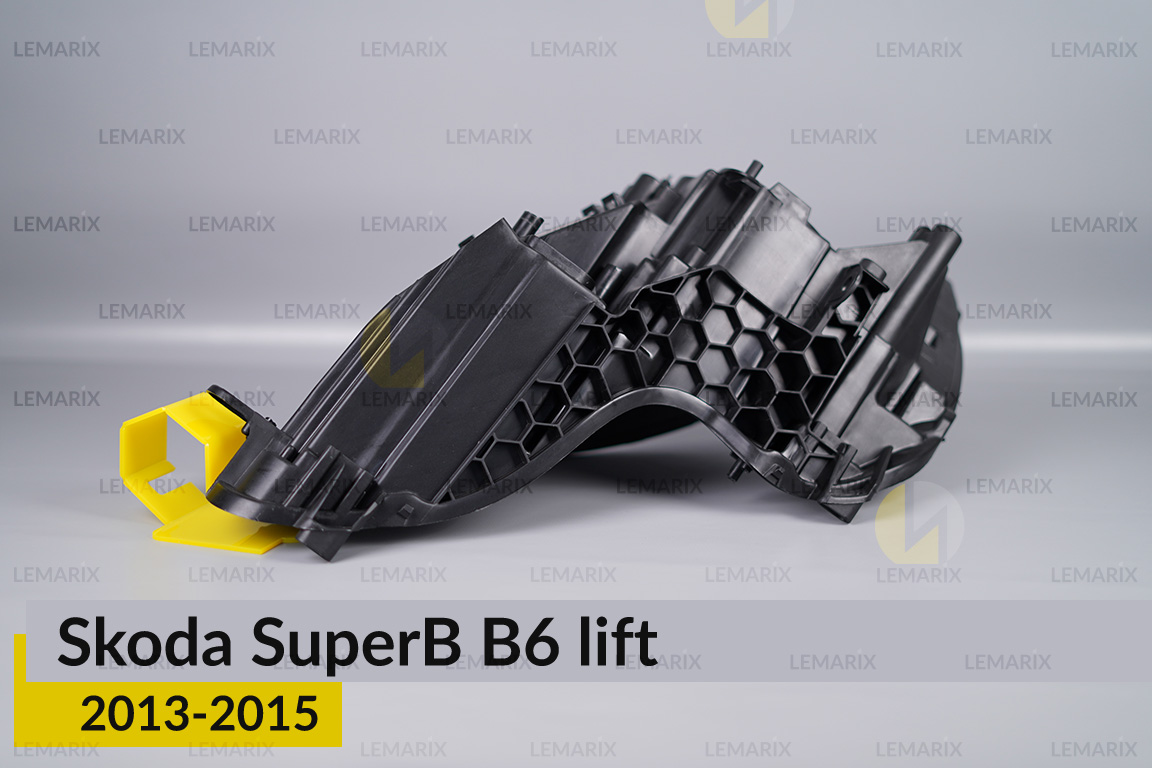 Корпус фари Skoda SuperB B6 (2013-2015) рест правий