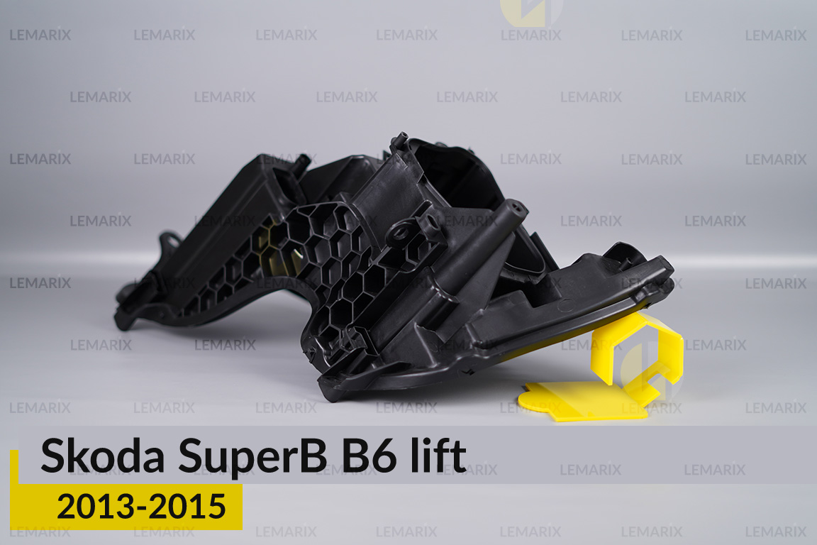 Корпус фари Skoda SuperB B6 (2013-2015) рест правий