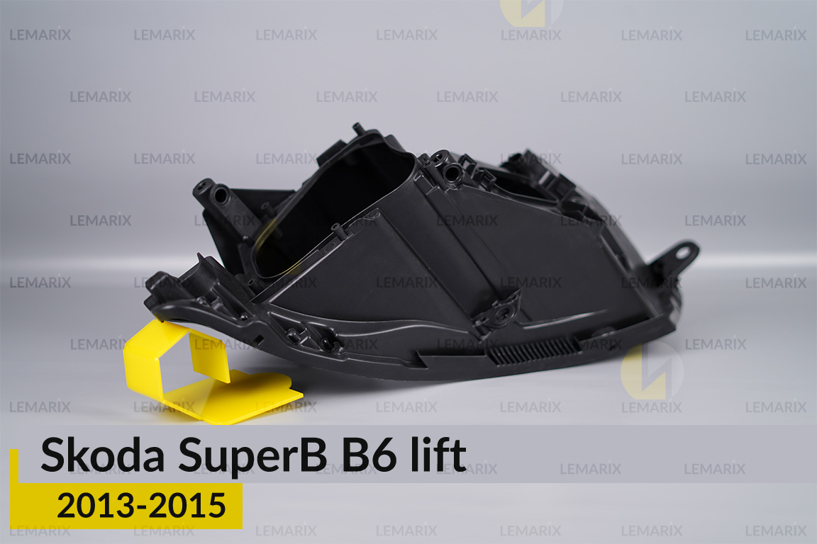 Корпус фари Skoda SuperB B6 (2013-2015) рест правий